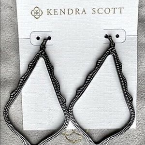 Kendra Scott Sophee Drop Earrings in Gunmetal